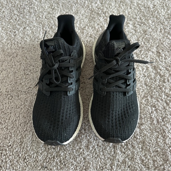 Adidas Ultraboost 5.0 DNA shoes